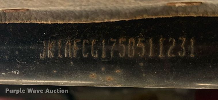 image for item EG5867 2005 Kawasaki Mule 4000 utility vehicle