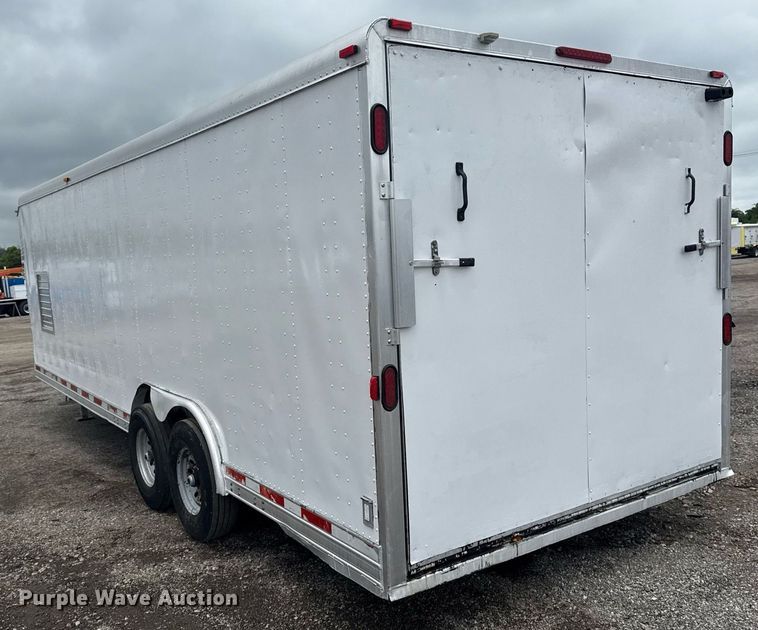 image for item EG5924 2006 Featherlite 4941 enclosed cargo trailer