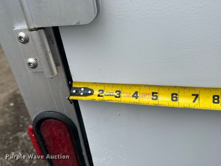 image for item EG5924 2006 Featherlite 4941 enclosed cargo trailer