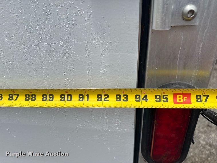 image for item EG5924 2006 Featherlite 4941 enclosed cargo trailer