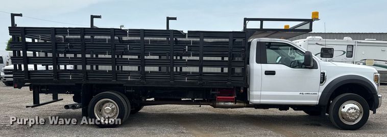image for item EG6029 2019 Ford F550 Super Duty flatbed pickup truck