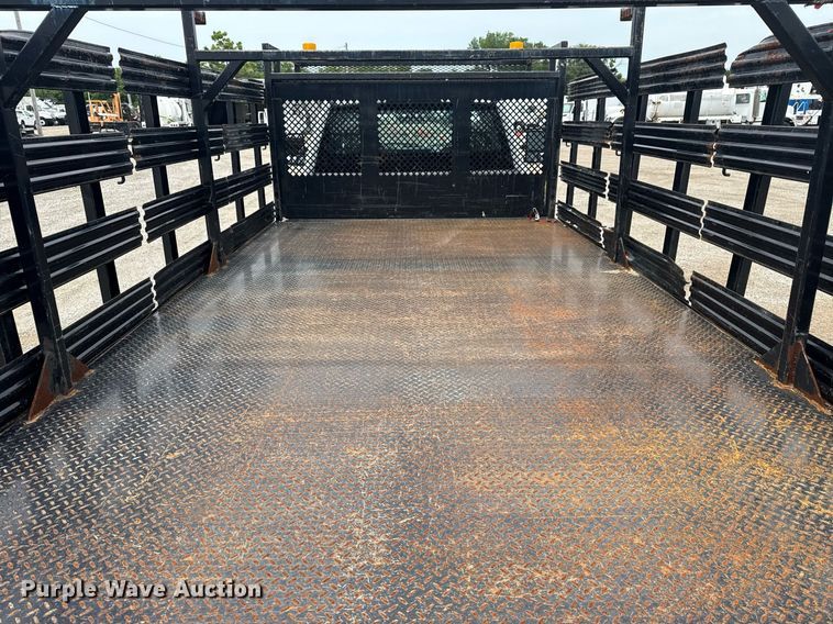 image for item EG6029 2019 Ford F550 Super Duty flatbed pickup truck