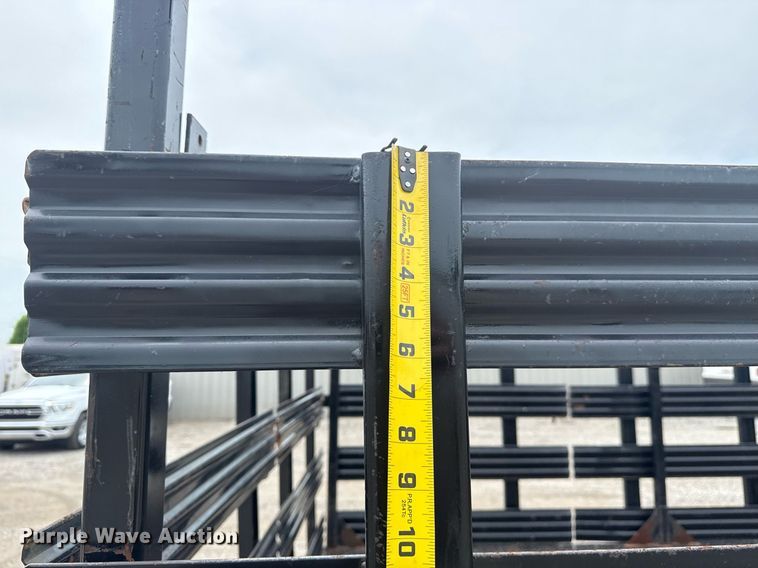 image for item EG6029 2019 Ford F550 Super Duty flatbed pickup truck