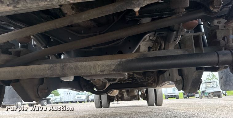 image for item EG6029 2019 Ford F550 Super Duty flatbed pickup truck