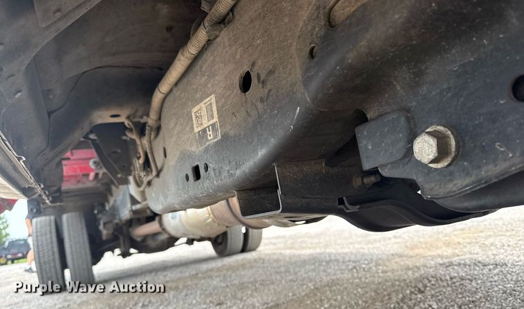 image for item EG6029 2019 Ford F550 Super Duty flatbed pickup truck