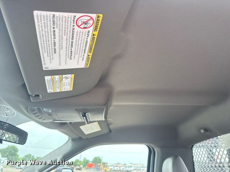 image for item EG6029 2019 Ford F550 Super Duty flatbed pickup truck