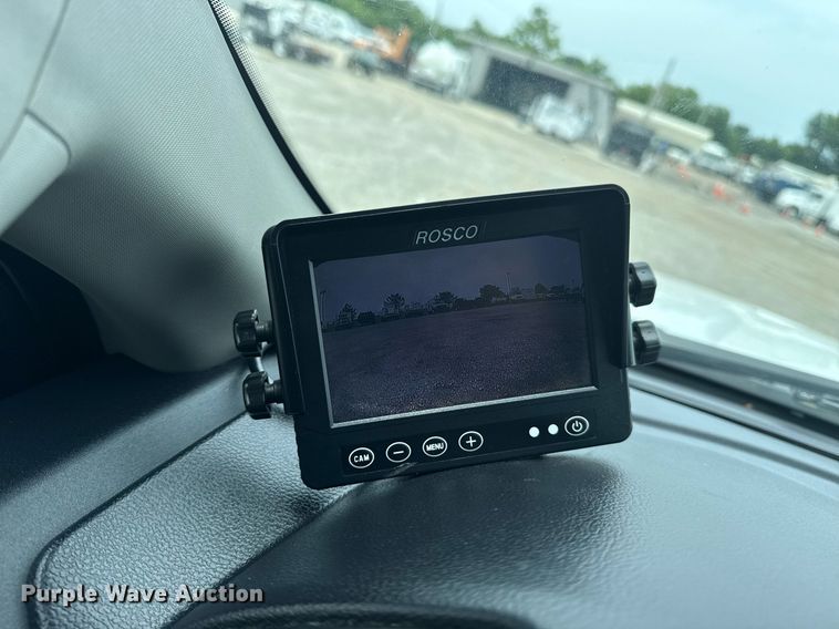 image for item EG6029 2019 Ford F550 Super Duty flatbed pickup truck