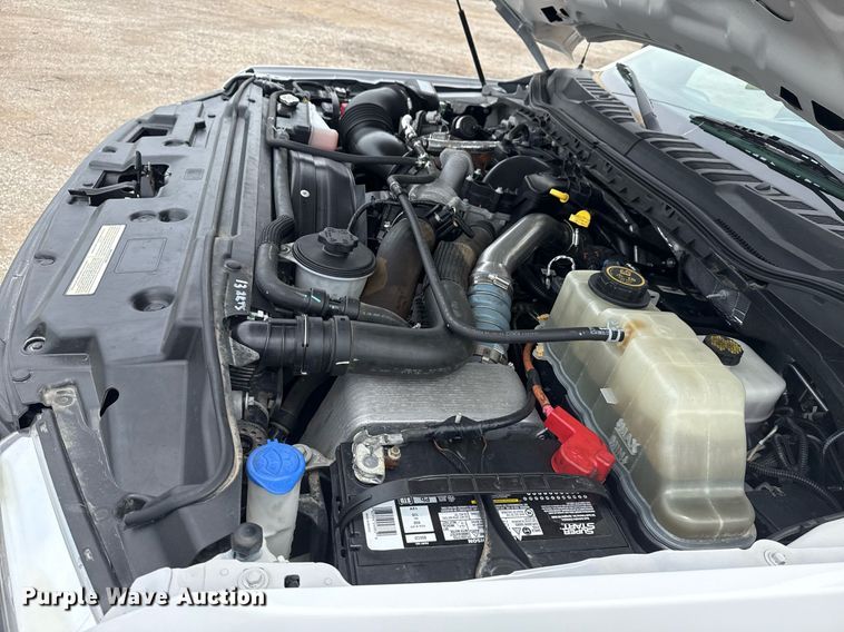 image for item EG6029 2019 Ford F550 Super Duty flatbed pickup truck