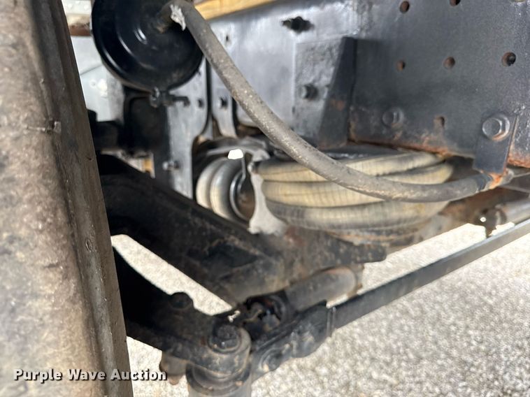 image for item EG6042 2012 Peterbilt 388 flatbed truck