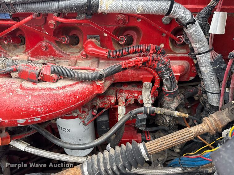 image for item EG6042 2012 Peterbilt 388 flatbed truck