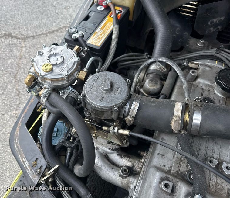 image for item EG8150 1997 Clark CGC25 forklift