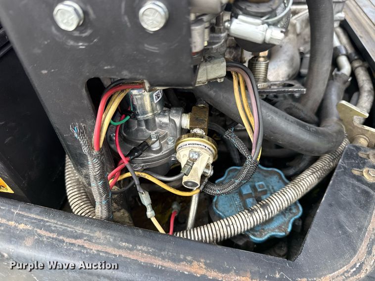 image for item EG8150 1997 Clark CGC25 forklift