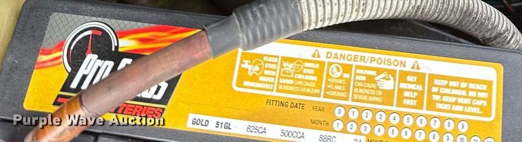 image for item EG8150 1997 Clark CGC25 forklift