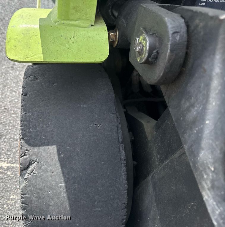 image for item EG8150 1997 Clark CGC25 forklift