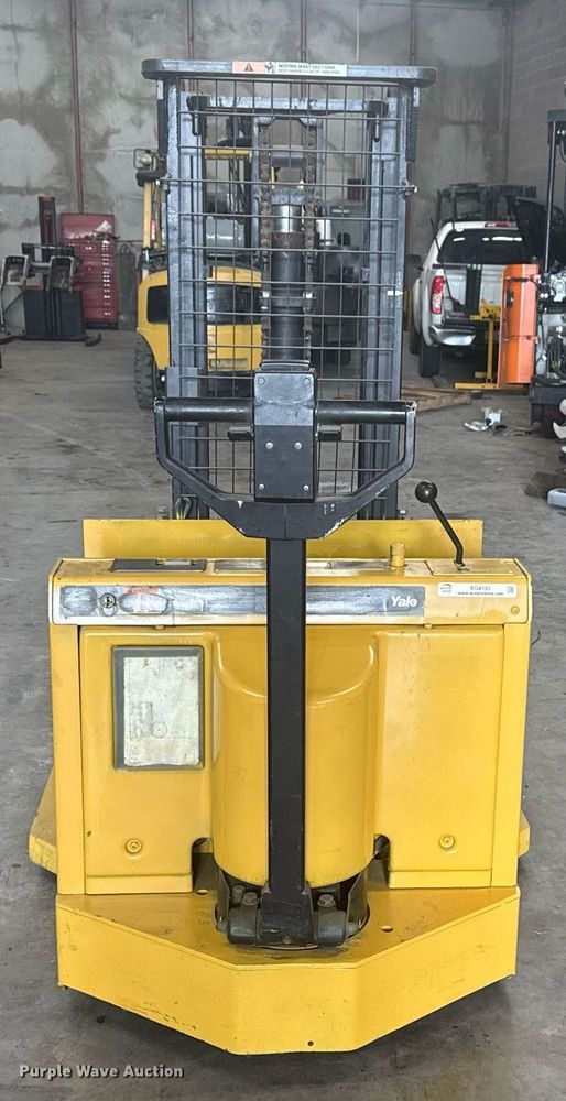 image for item EG8151 2025 Yale MSW040LCN24TV072 pallet jack