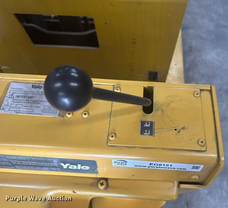 image for item EG8151 2025 Yale MSW040LCN24TV072 pallet jack