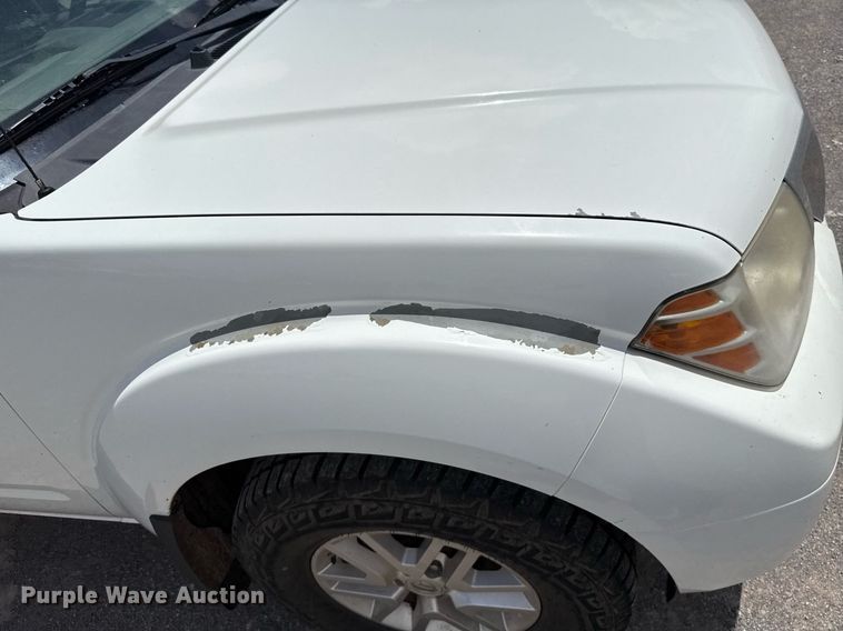 image for item EJ4675 2017 Nissan Frontier Crew Cab pickup truck