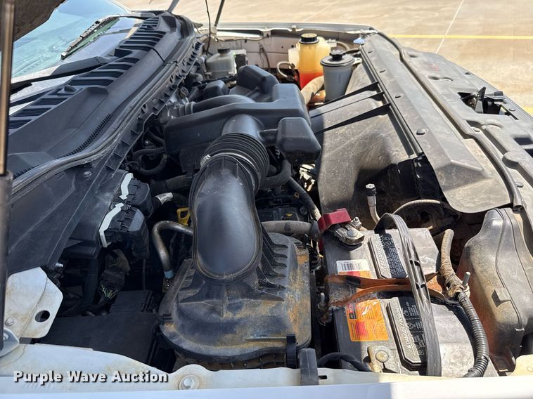 image for item EJ4757 2017 Ford F250 Super Duty XL SuperCab flatbed pickup truck