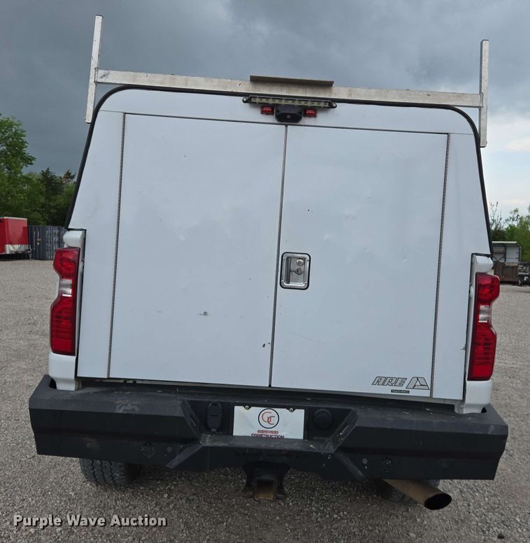 image for item EJ7546 2020 Chevrolet Silverado 2500HD Crew Cab pickup truck