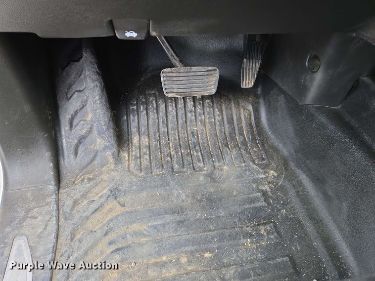 image for item EJ7546 2020 Chevrolet Silverado 2500HD Crew Cab pickup truck