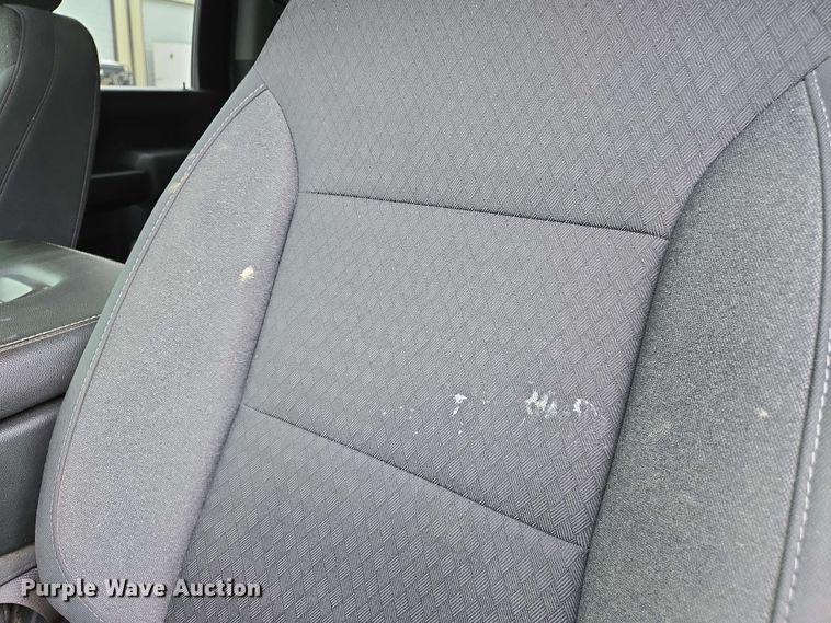 image for item EJ7546 2020 Chevrolet Silverado 2500HD Crew Cab pickup truck