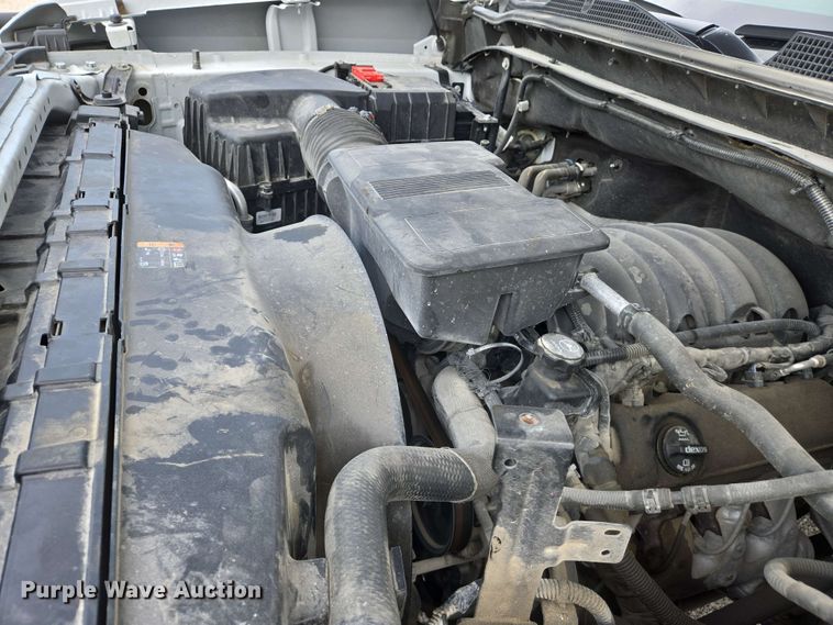 image for item EJ7546 2020 Chevrolet Silverado 2500HD Crew Cab pickup truck