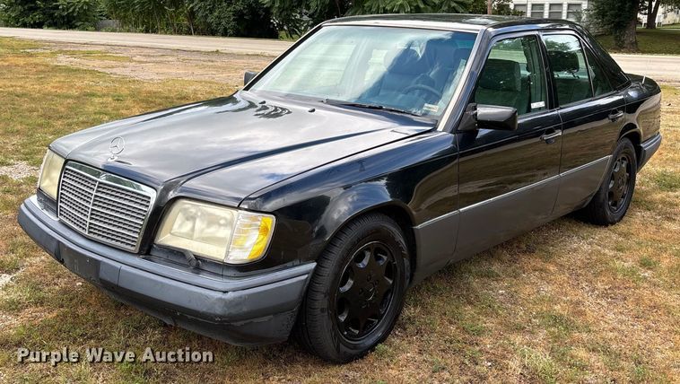 image for item EJ7624 1995 Mercedes-Benz E320 