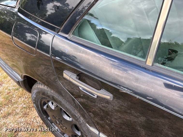 image for item EJ7624 1995 Mercedes-Benz E320 