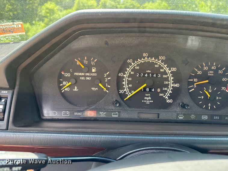 image for item EJ7624 1995 Mercedes-Benz E320 