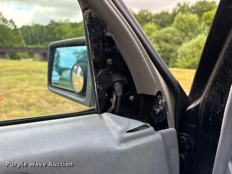 image for item EJ7624 1995 Mercedes-Benz E320 