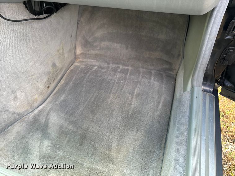 image for item EJ7624 1995 Mercedes-Benz E320 