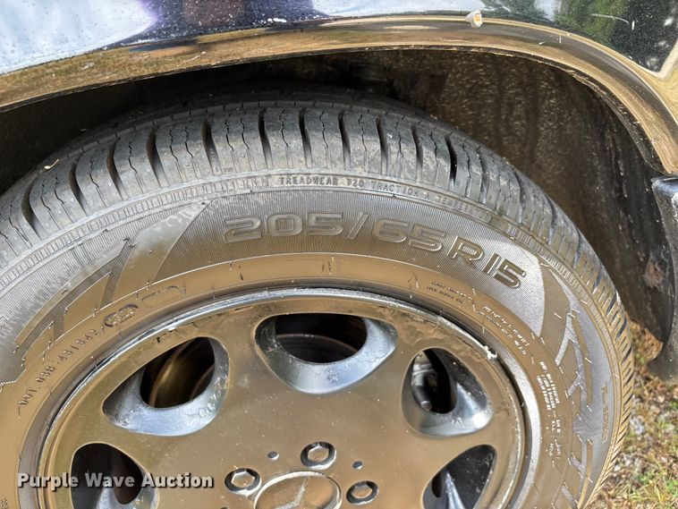 image for item EJ7624 1995 Mercedes-Benz E320 