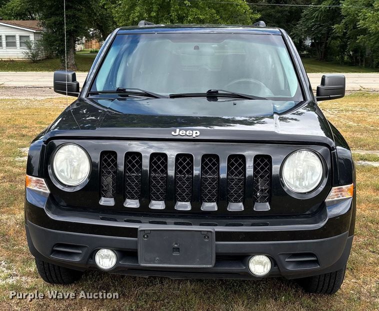 image for item EJ7625 2013 Jeep Patriot SUV