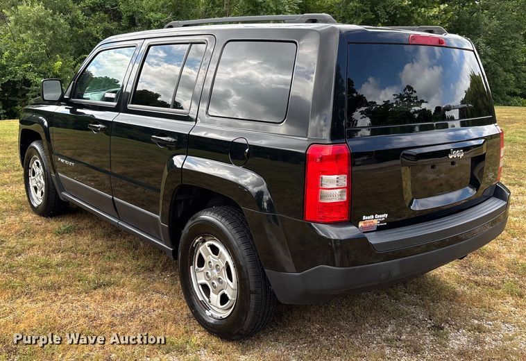 image for item EJ7625 2013 Jeep Patriot SUV