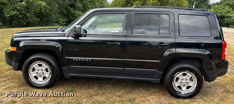 image for item EJ7625 2013 Jeep Patriot SUV