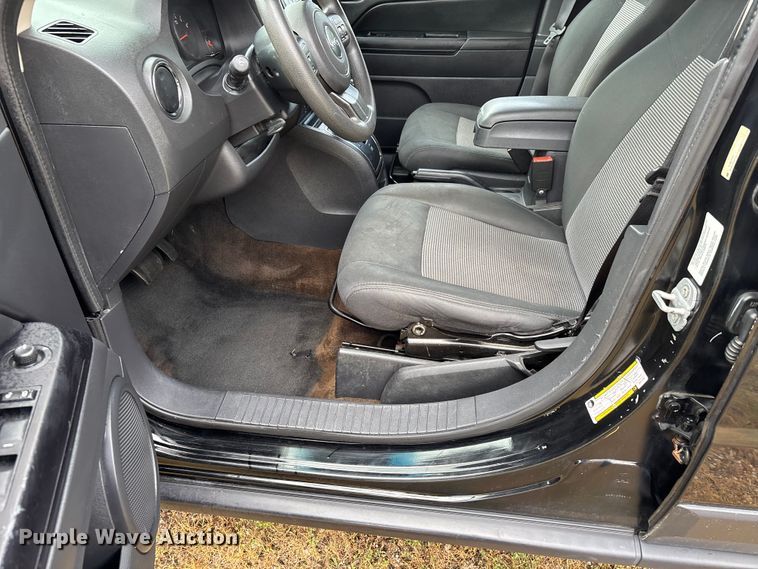 image for item EJ7625 2013 Jeep Patriot SUV