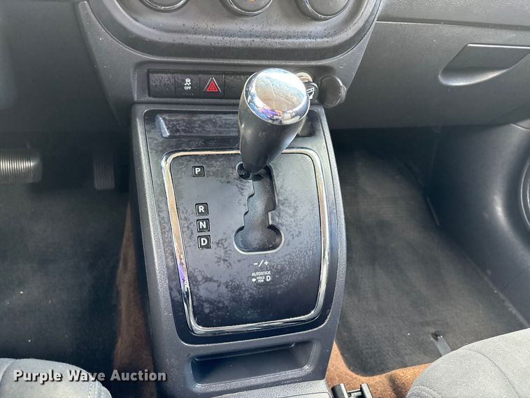 image for item EJ7625 2013 Jeep Patriot SUV