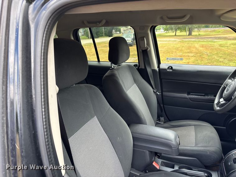 image for item EJ7625 2013 Jeep Patriot SUV