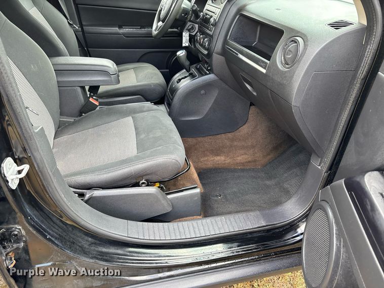 image for item EJ7625 2013 Jeep Patriot SUV