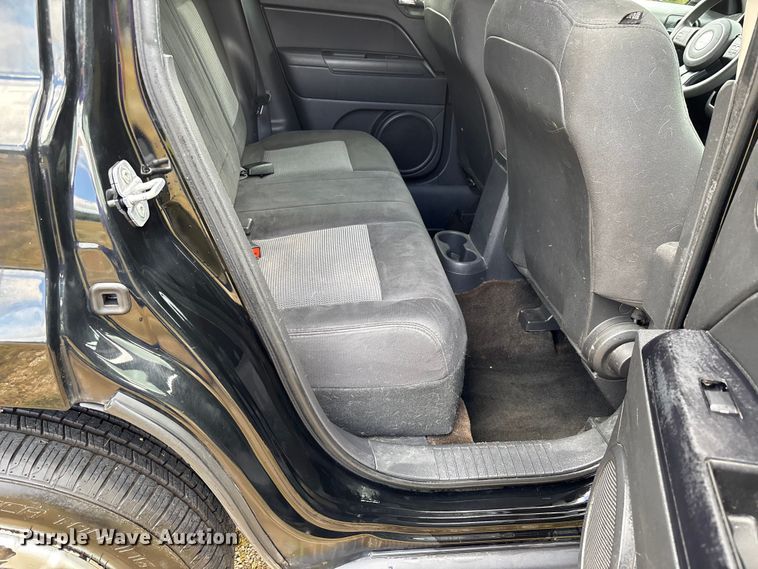 image for item EJ7625 2013 Jeep Patriot SUV