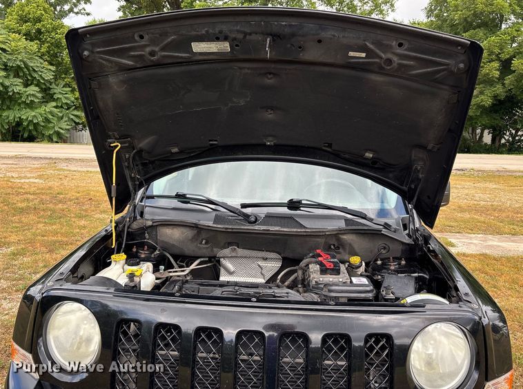 image for item EJ7625 2013 Jeep Patriot SUV