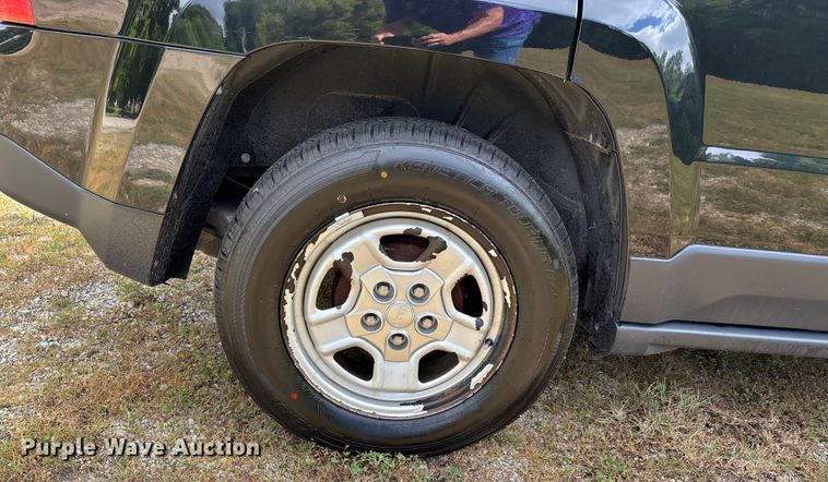 image for item EJ7625 2013 Jeep Patriot SUV