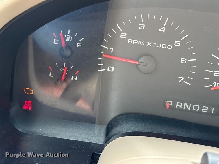 image for item EJ7626 2004 Ford F150 XLT SuperCab pickup truck