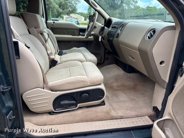 image for item EJ7626 2004 Ford F150 XLT SuperCab pickup truck