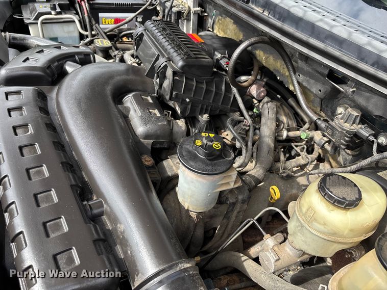 image for item EJ7626 2004 Ford F150 XLT SuperCab pickup truck