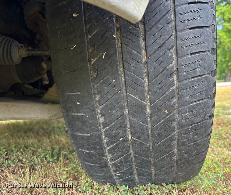 image for item EJ7626 2004 Ford F150 XLT SuperCab pickup truck