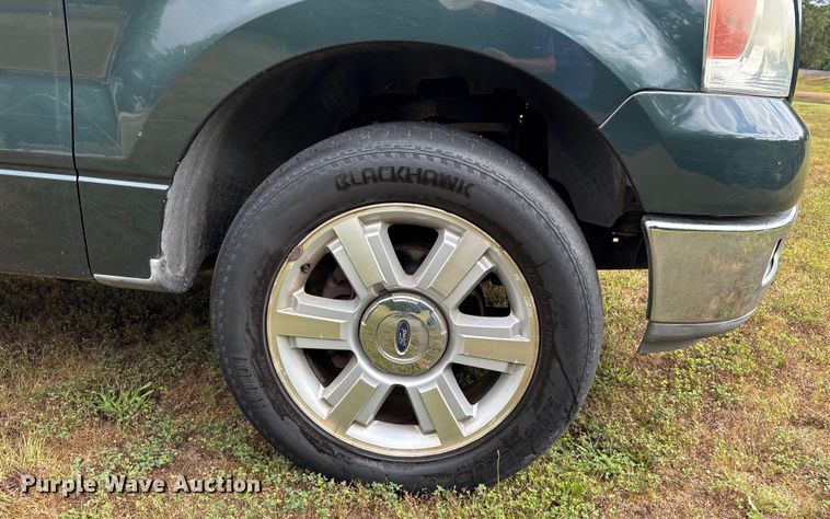 image for item EJ7626 2004 Ford F150 XLT SuperCab pickup truck