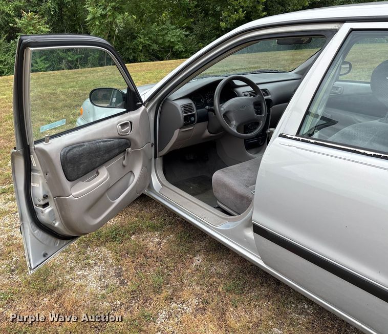 image for item EJ7629 2000 Chevrolet Prizm LSI 