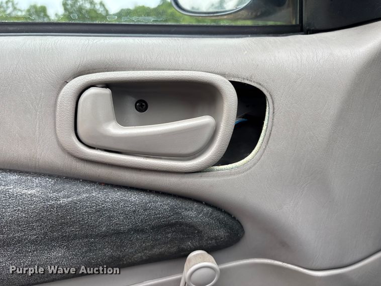 image for item EJ7629 2000 Chevrolet Prizm LSI 