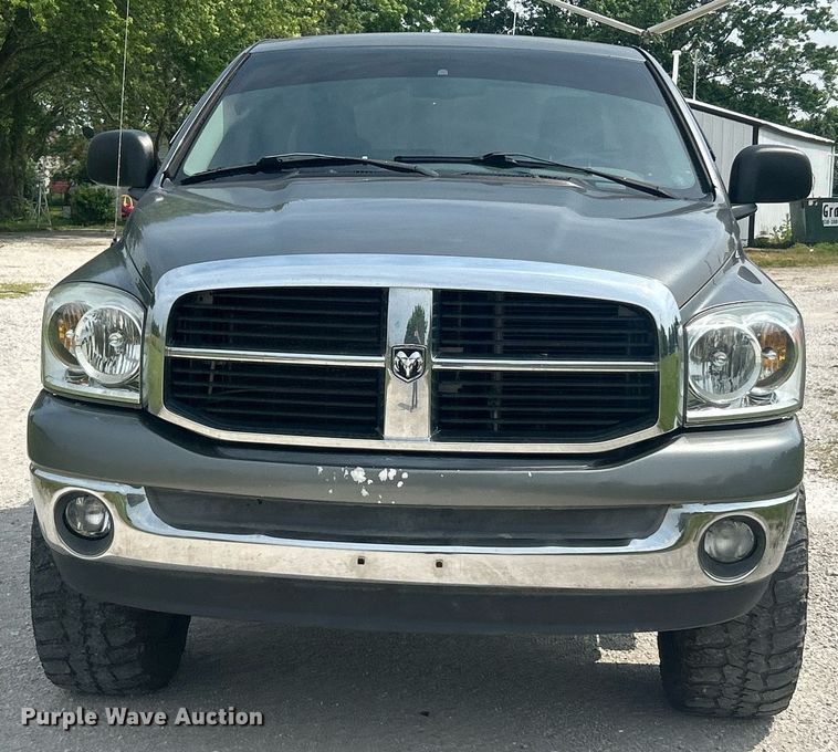 image for item EK8220 2007 Dodge Ram 1500 Quad Cab pickup truck